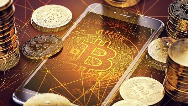 The Pros and Cons of Bitcoin